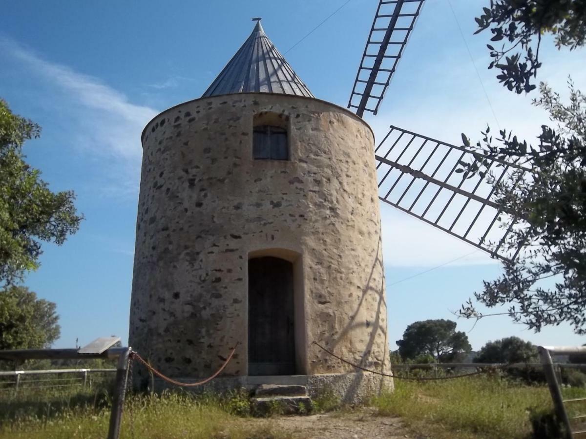 B&B Le Petit Frigouye Rochefort-du-Gard Εξωτερικό φωτογραφία