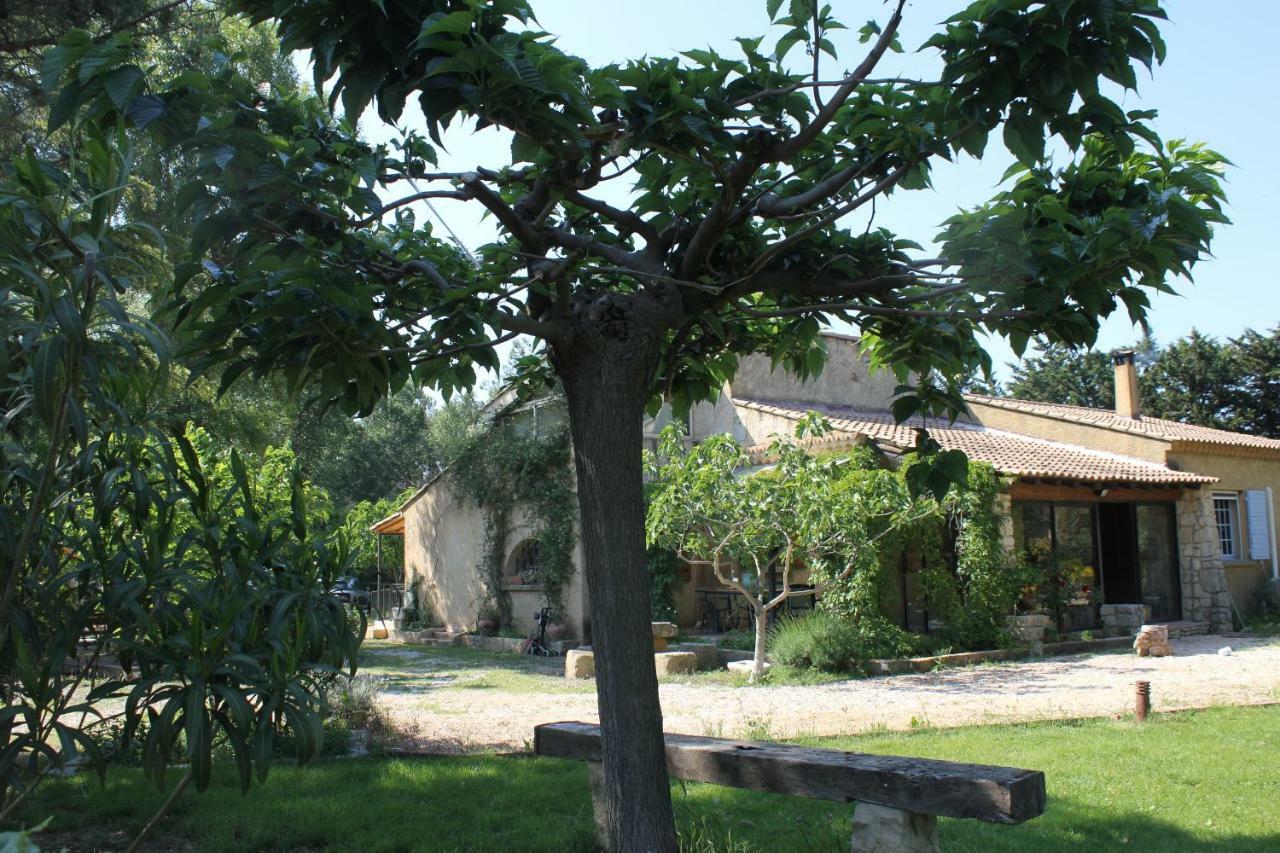 B&B Le Petit Frigouye Rochefort-du-Gard Εξωτερικό φωτογραφία